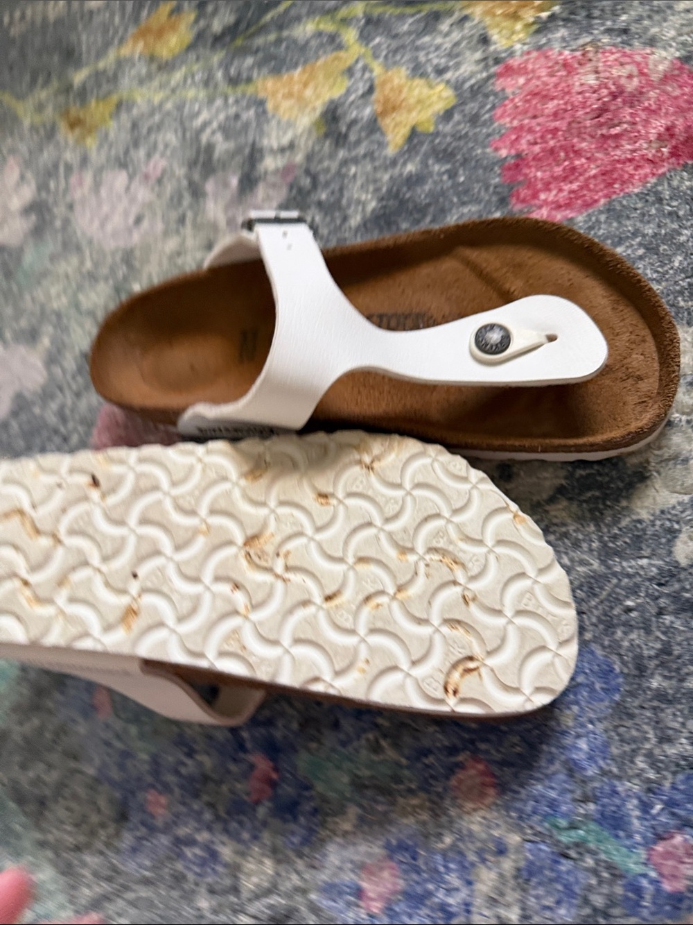 Birkenstock White Gizeh Thong Sandals - Picture 3 of 4